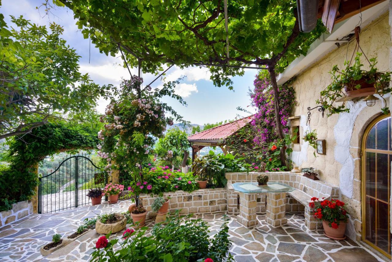 Villa Kapasa Mathés Εξωτερικό φωτογραφία